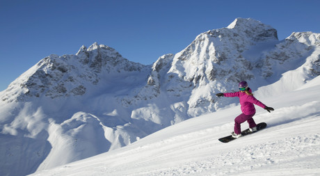Snowboarding on the pistes from St. Moritz
