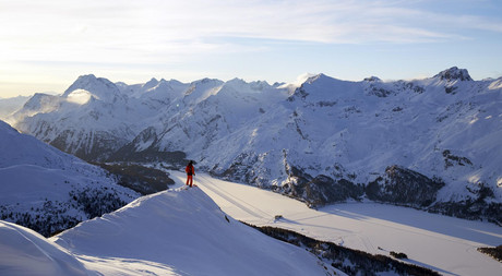 Verschneite Schneelandschaft von St. Moritz